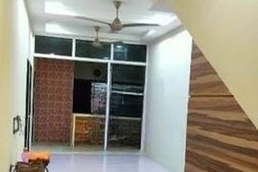 Jalan SP 4 @ Bandar Saujana Putra