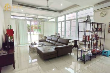 The Mews @ The Glades