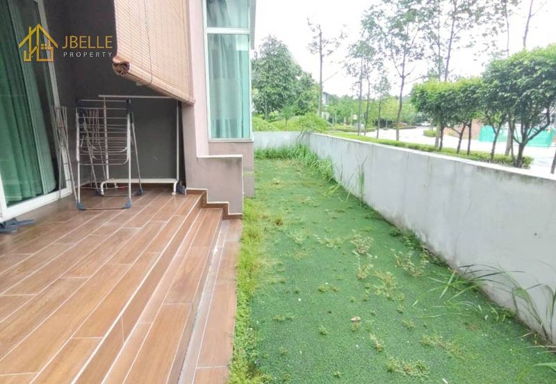 The Mews @ The Glades