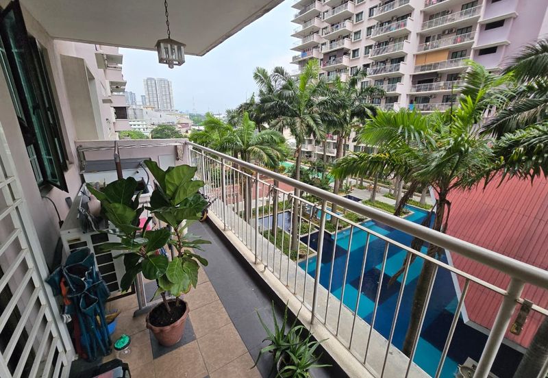 Indah Alam Condominium