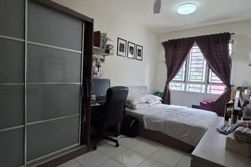 Indah Alam Condominium