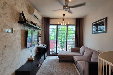 Indah Alam Condominium