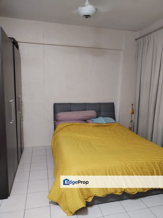 Moved in Condition Vistana Mahkota Apartment Cheras, Selangor, Cheras South