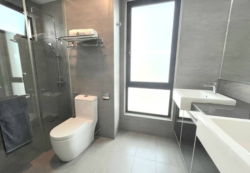 Tropical Villa Luxury Service Suites