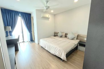 Tropical Villa Luxury Service Suites