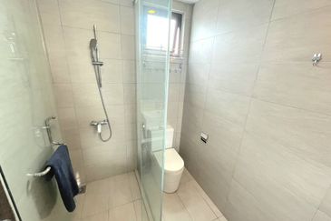 Tropical Villa Luxury Service Suites