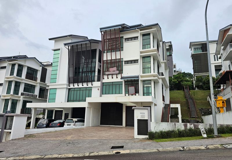 Kingsley Hills @ Putra Heights