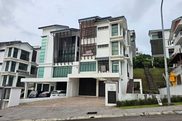 Kingsley Hills @ Putra Heights