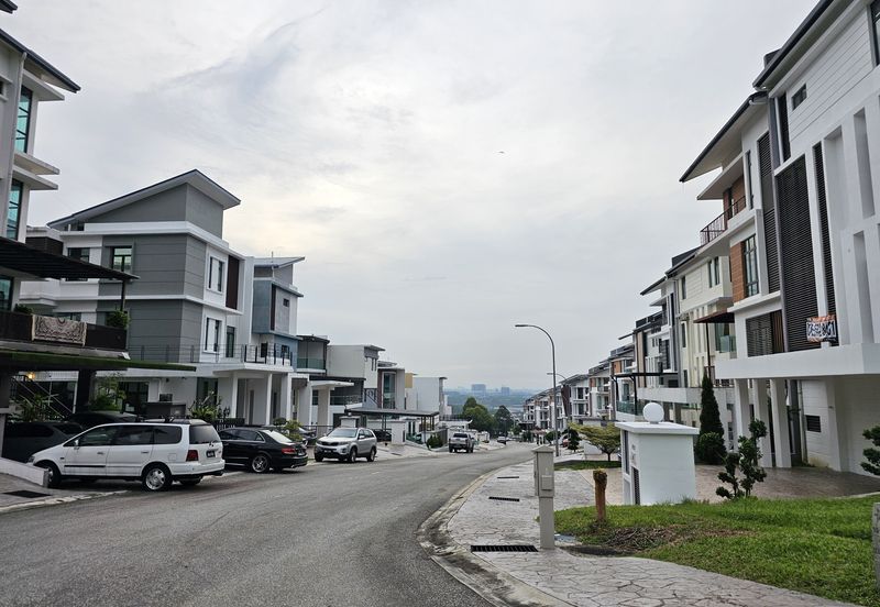 Kingsley Hills @ Putra Heights