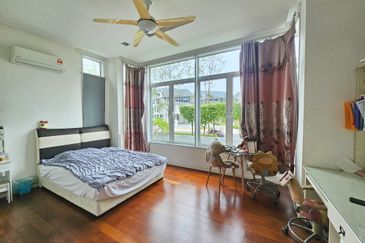 The Mews @ The Glades