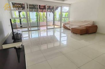 The Mews @ The Glades