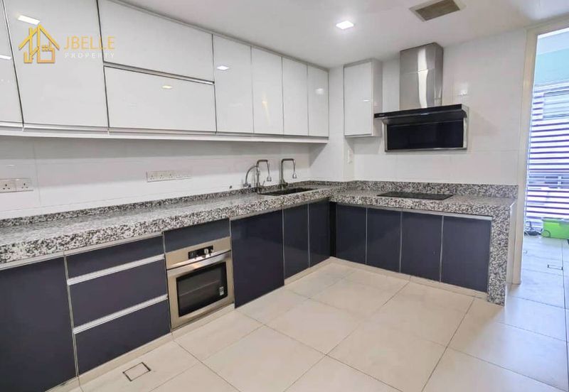 The Mews @ The Glades