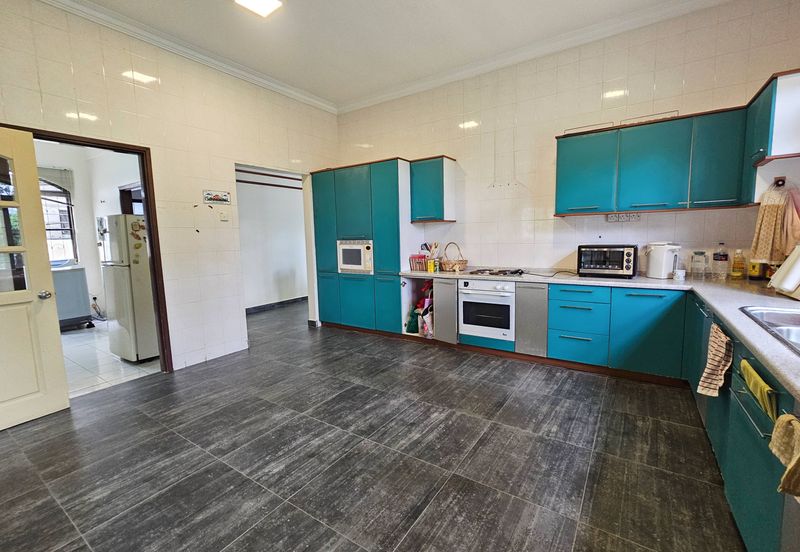 KGSAAS Golf Club, Seksyen 13