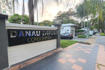 Danau Idaman Condominium