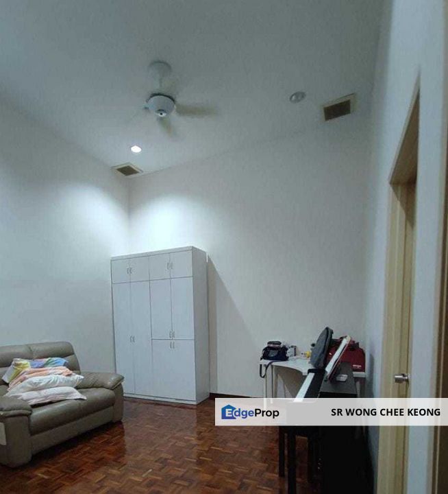 PRICE DROP SEKSYEN U5  CHEAP  LANDED RESIDENTIAL JALAN UTARID U, 40150 SHAH ALAM, Selangor, Shah Alam