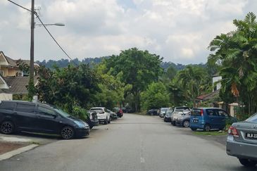 Jalan Bandar Kinrara 4/3E