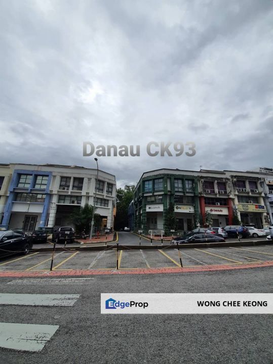 Taman Desa Ground Floor Corner End Unit For Rent For Rental Rm4 500 By Wong Chee Keong Edgeprop My