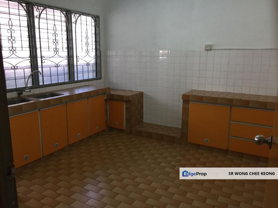 Cheap Kelana Jaya  SS4  Double Move In  , Selangor, Petaling Jaya