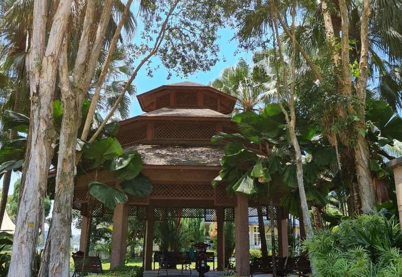 Perdana Lakeview West