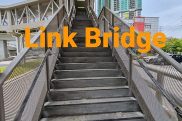 The Earth @ Bukit Jalil