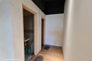 Taman Pinggiran Putra