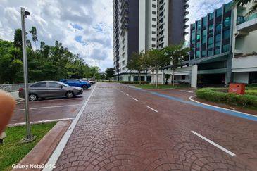 Hillcrest Heights (Puchong Heights)