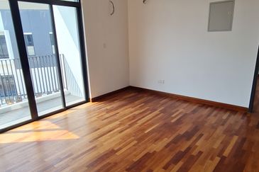 Legasi 2 , Bandar Kinrara