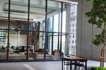 Pavilion Ceylon Hill