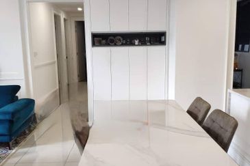 Pavilion Ceylon Hill