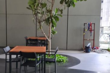 Pavilion Ceylon Hill