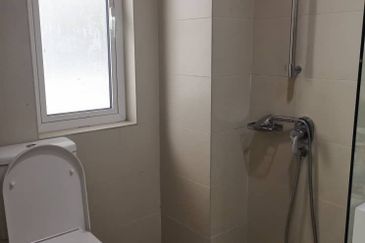 Royal Regent Sri Putramas III