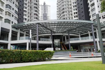 Maisson @ Platinum Apartment