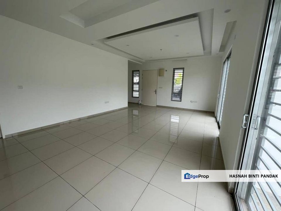 2 Storey Terrace Tiara Sendayan Labu for Sale RM560,000 By HASNAH