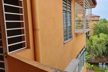 Seroja Apartment (Putra Perdana)