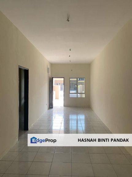 Townhouse GROUND UNIT in Taman Salak Mulia Sepang, Selangor, Sepang