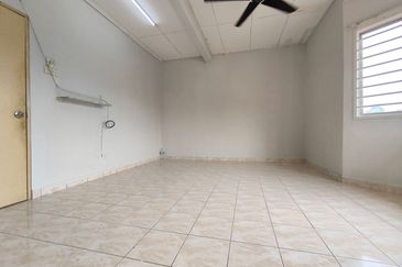 Unit 2 Storey Taman Semenyih Permata