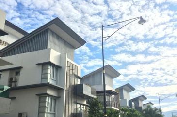 Want To Sell Urgent 3 Storeylink Bungalow House Prima Villa Saujana Melawati