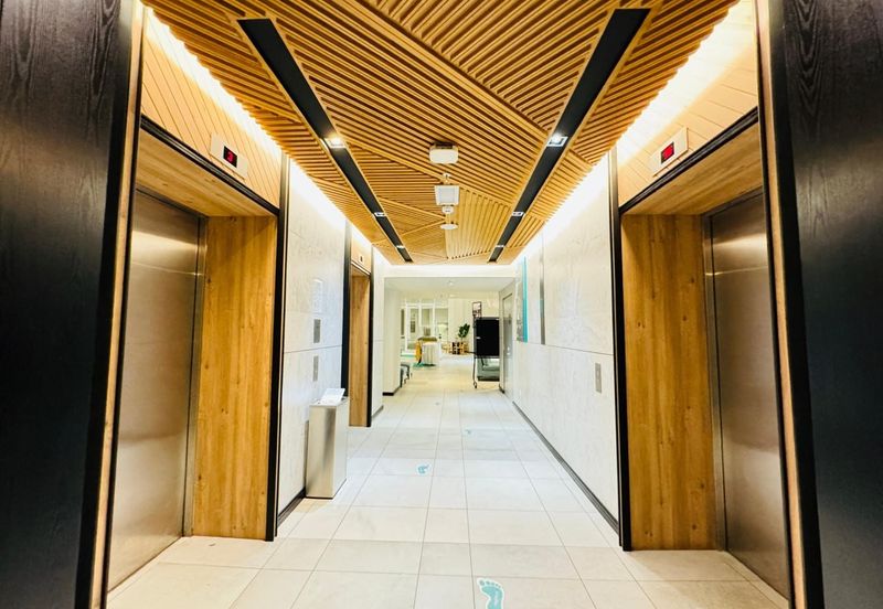 Want to sell nice unit Studio type windmill upon hills 