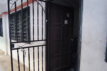 Want to sell flat seksyen 1 bandar teknologi kajang