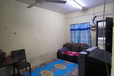 Want to sell flat seksyen 1 bandar teknologi kajang