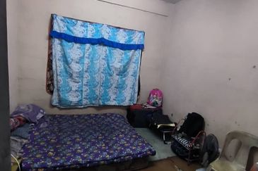 Want to sell flat seksyen 1 bandar teknologi kajang