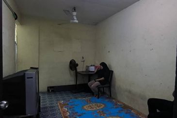 Want to sell flat seksyen 1 bandar teknologi kajang