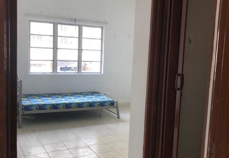 Want to sell kristal condo seksyen 7