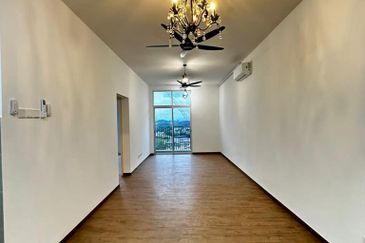 PR1MA Lakefront Homes