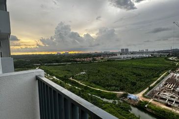 PR1MA Lakefront Homes