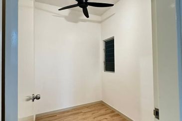 PR1MA Lakefront Homes