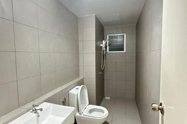 PR1MA Lakefront Homes