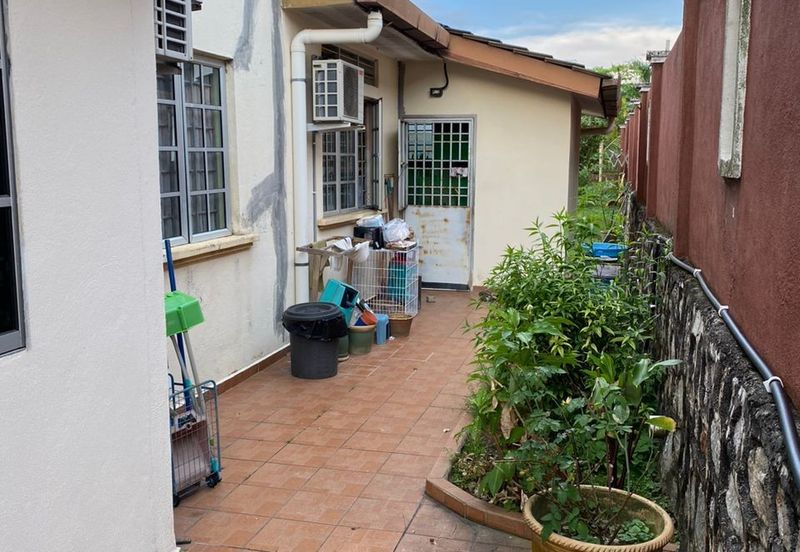 For sell bungalow lavender height senawang 