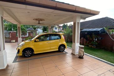 For sell bungalow lavender height senawang 