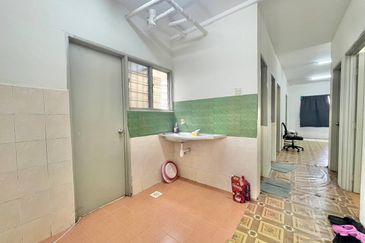 Putra Permai Apartment